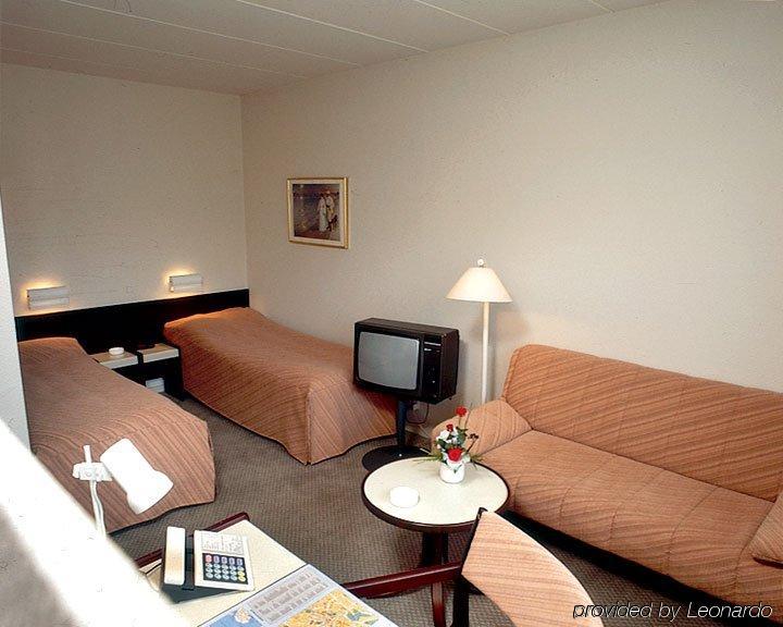 Hotel Naesbylund Kro Odense Kamer foto